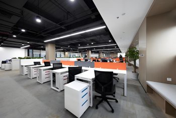 工作室：创业与创新孵化